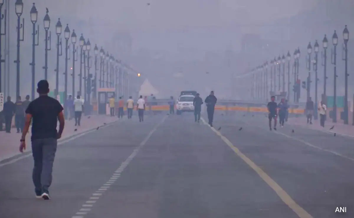 The air quality index in Delhi this morning was recorded at 317, which falls under the "very poor" category.