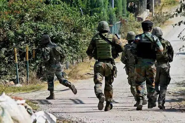 The sweeping raids were conducted in the districts of Srinagar, Ganderbal, Bandipora, Kulgam, Budgam, Anantnag, and Pulwama.